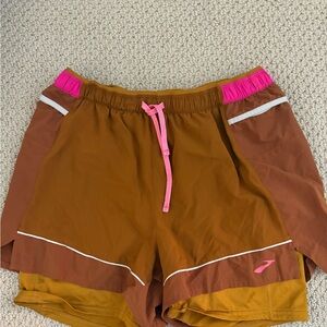Brooks Women's Brown & Hot Pink Performance Running Shorts